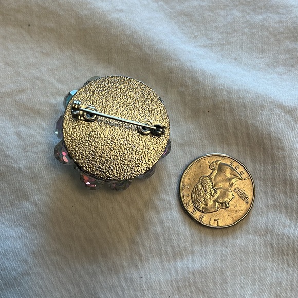 VTG Brooch - Picture 3 of 3